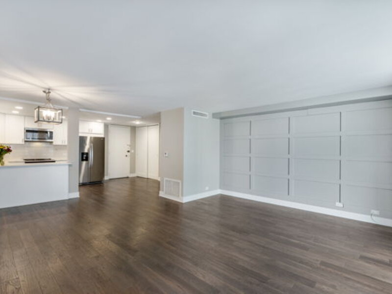 6007 N Sheridan Road Chicago IL 60660