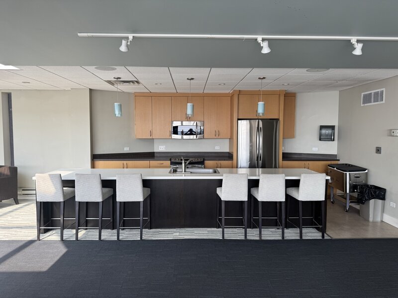 6007 N Sheridan Road Chicago IL 60660
