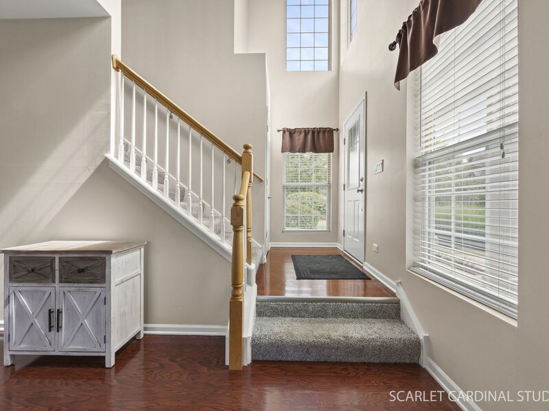 501 Valentine Way Oswego IL 60543