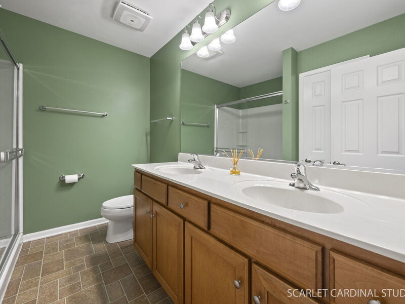 501 Valentine Way Oswego IL 60543