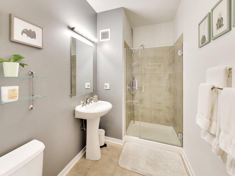 757 N Orleans Street Chicago IL 60654