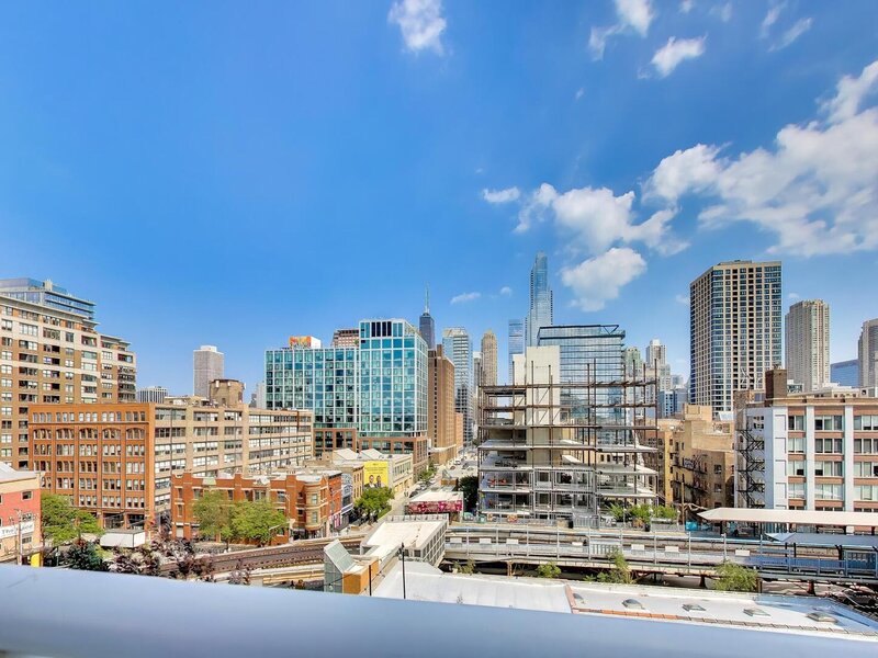 757 N Orleans Street Chicago IL 60654