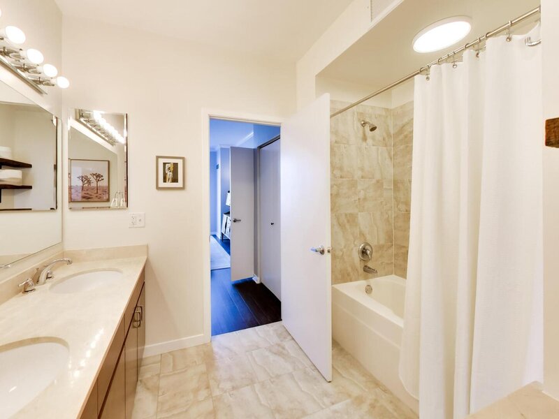 757 N Orleans Street Chicago IL 60654