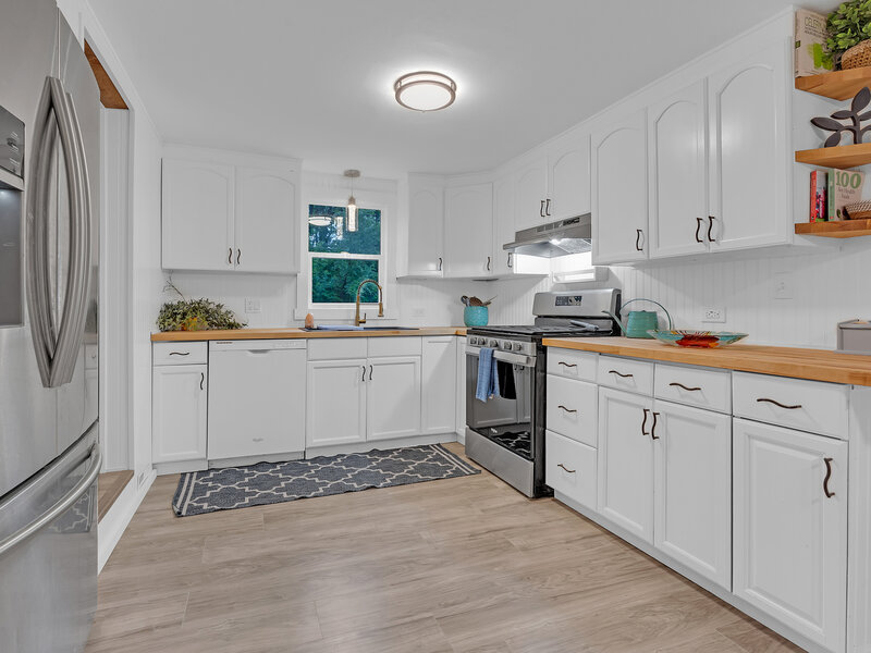 38472 N 4th Avenue Spring Grove IL 60081
