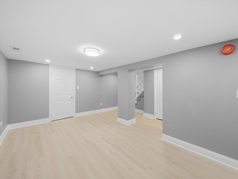 7240 S Lafayette Avenue Chicago IL 60621