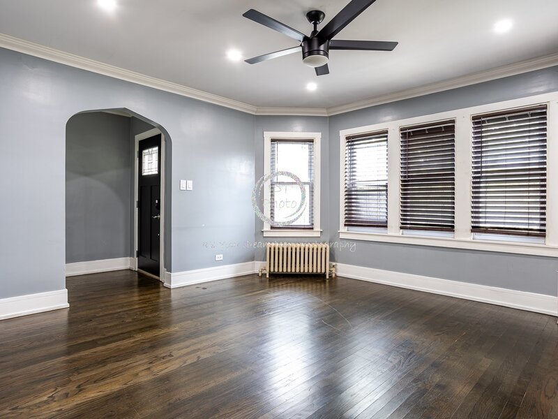 6347 W Henderson Street Chicago IL 60634