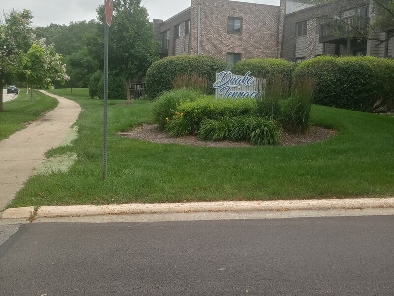 1480 Stonebridge Circle Wheaton IL 60189