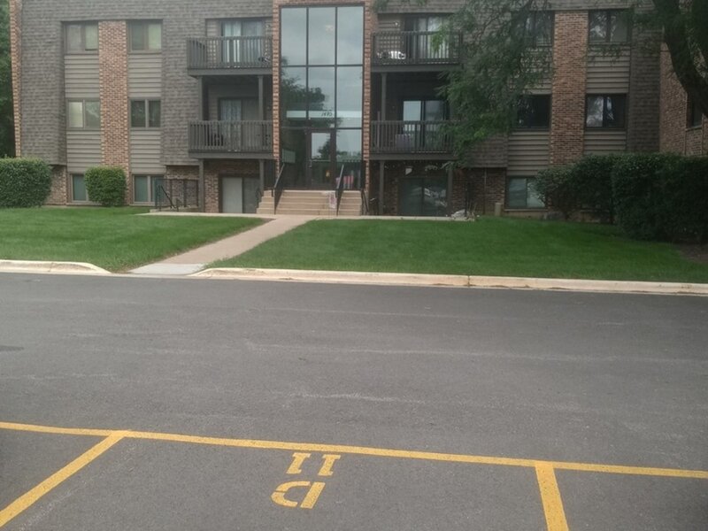 1480 Stonebridge Circle Wheaton IL 60189