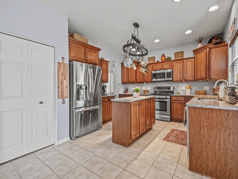 2210 Hagaman Lane Montgomery IL 60538