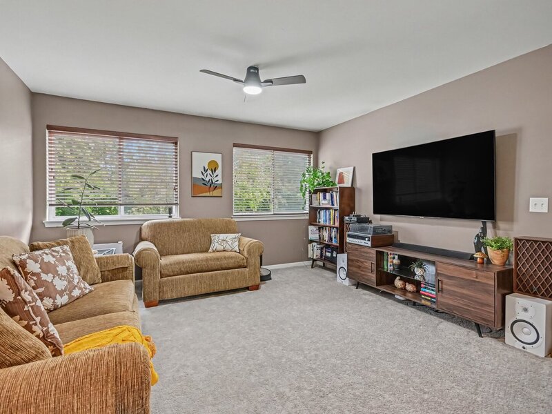2210 Hagaman Lane Montgomery IL 60538