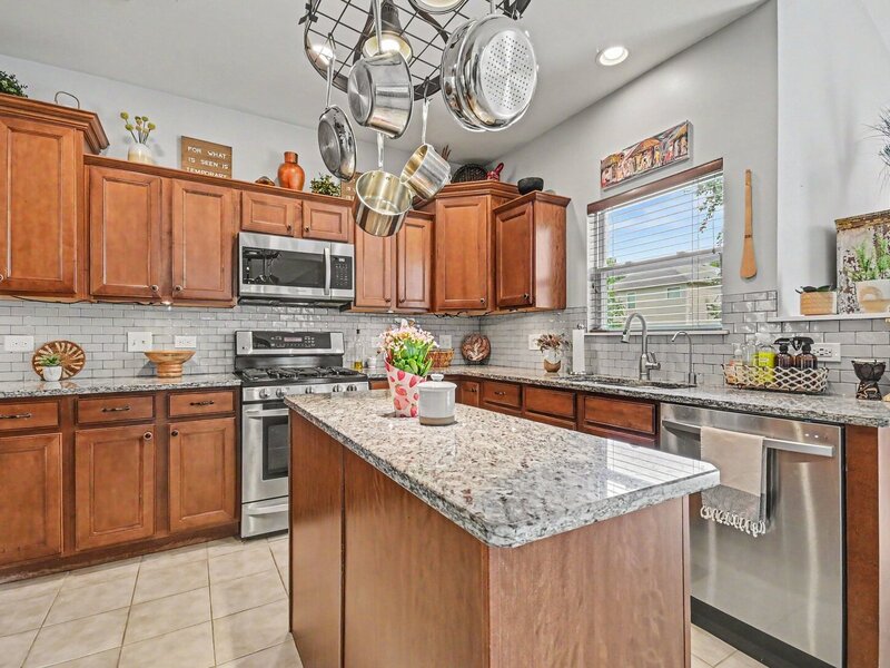 2210 Hagaman Lane Montgomery IL 60538