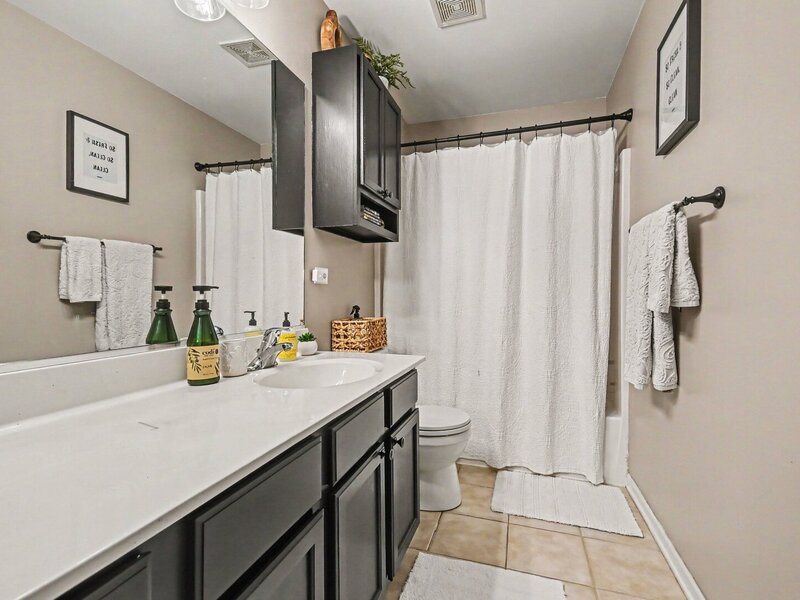 2210 Hagaman Lane Montgomery IL 60538