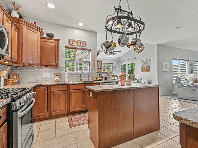 2210 Hagaman Lane Montgomery IL 60538
