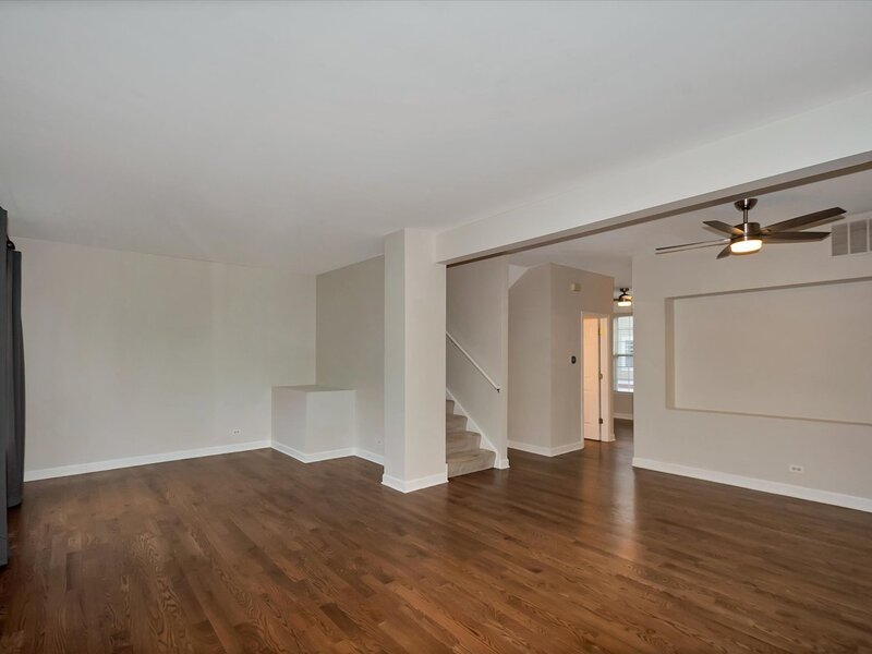 582 Declaration Lane Aurora IL 60502