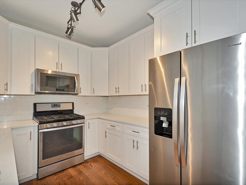 582 Declaration Lane Aurora IL 60502