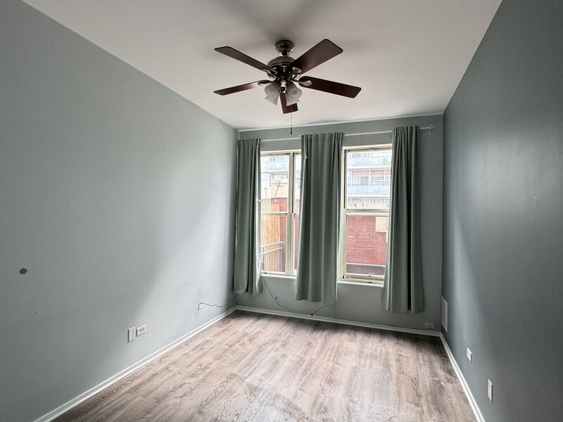 1631 S Michigan Avenue Chicago IL 60616