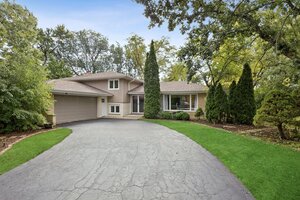 Photo of 7525 W Manitoba Drive Palos Heights IL 60463