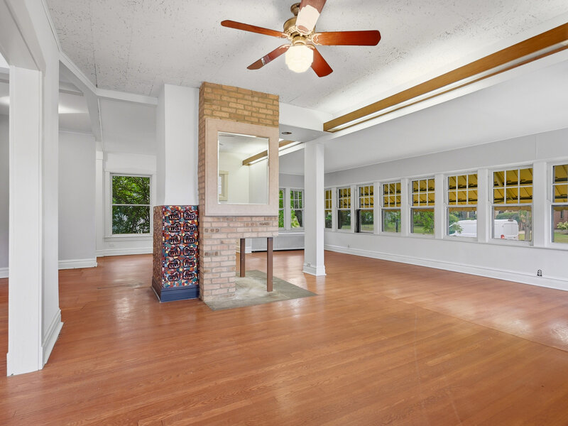 277 Nuttall Road Riverside IL 60546