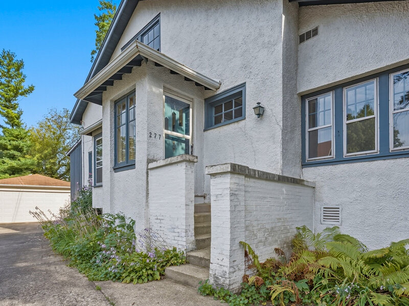 277 Nuttall Road Riverside IL 60546