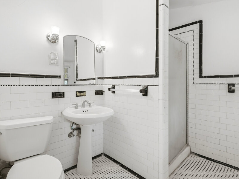 277 Nuttall Road Riverside IL 60546