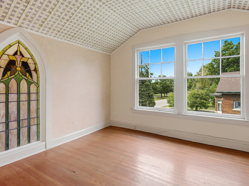 277 Nuttall Road Riverside IL 60546