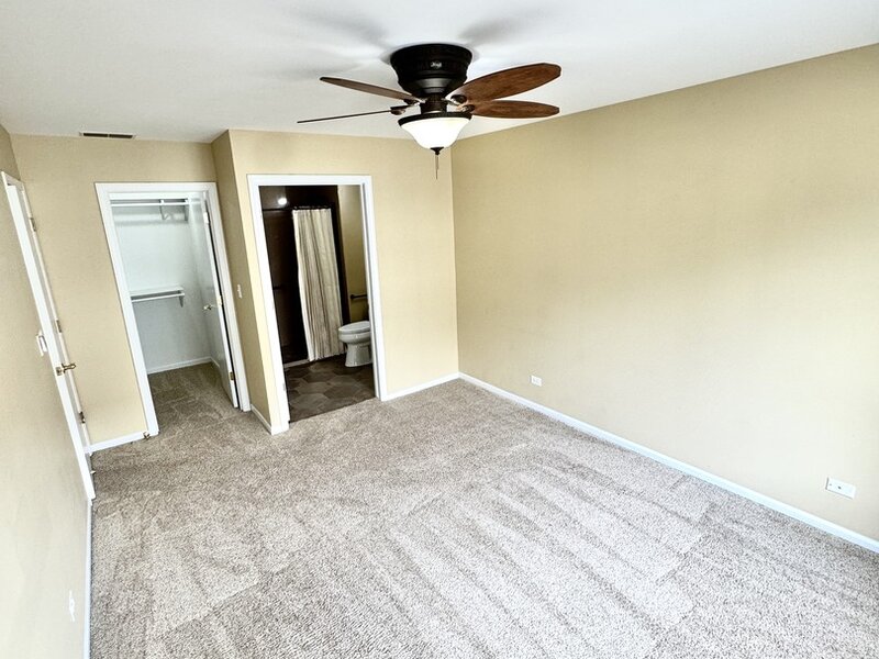 2307 Twilight Drive Aurora IL 60503