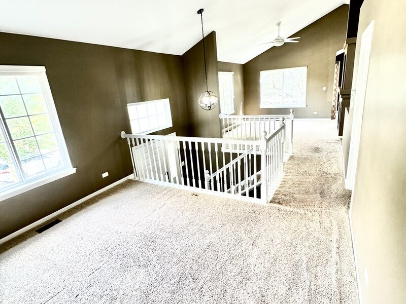 2307 Twilight Drive Aurora IL 60503
