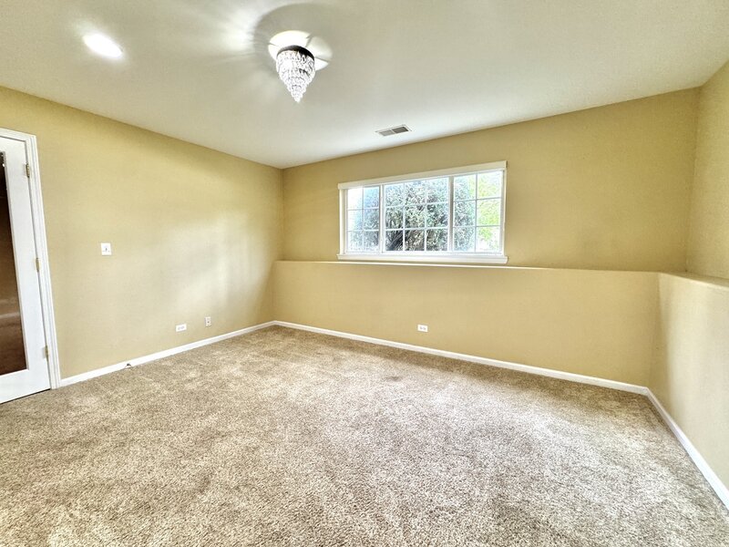 2307 Twilight Drive Aurora IL 60503