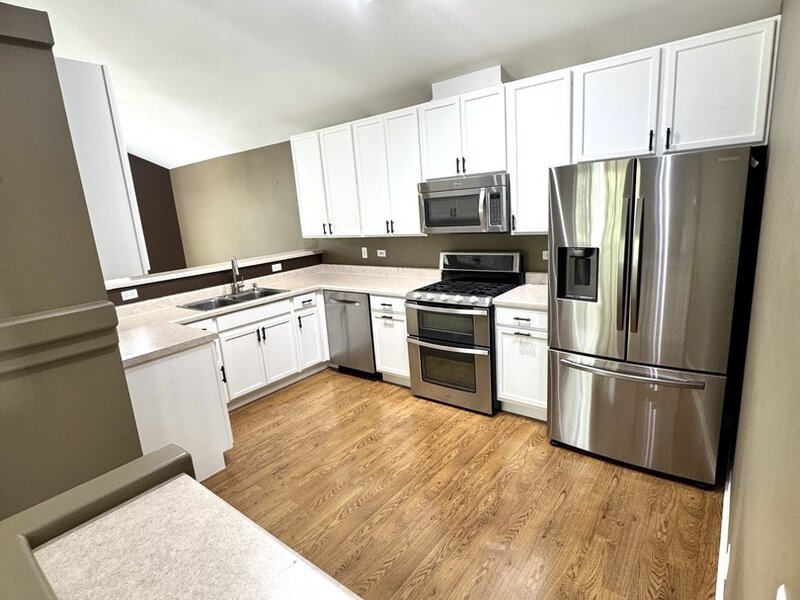 2307 Twilight Drive Aurora IL 60503