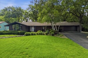 Photo of 1024 Eustace Dixon IL 61021
