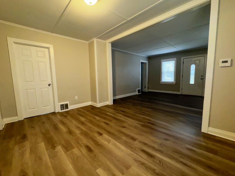 402 S 13th Avenue St. Charles IL 60174