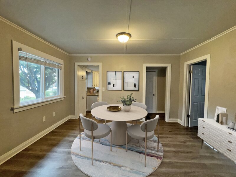402 S 13th Avenue St. Charles IL 60174