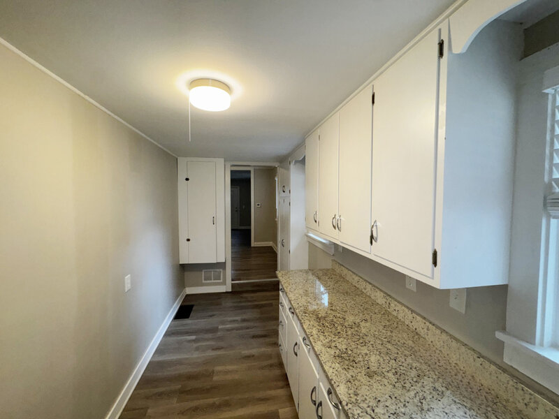 402 S 13th Avenue St. Charles IL 60174