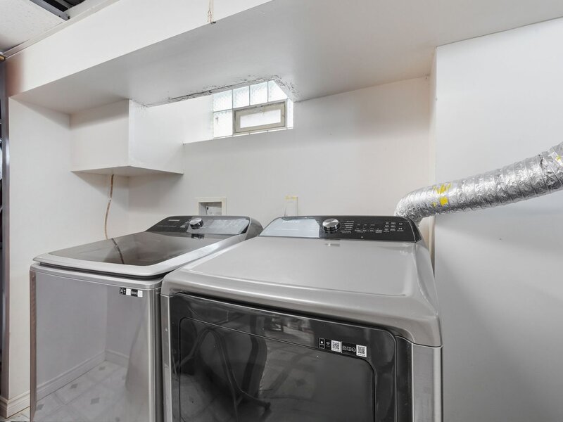 7559 S Hoyne Avenue Chicago IL 60620