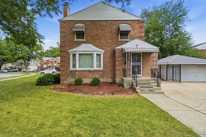 Photo of 7559 S Hoyne Avenue Chicago IL 60620