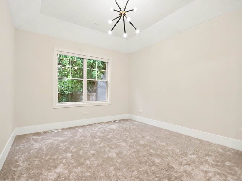 4119 N Lincoln Street Westmont IL 60559