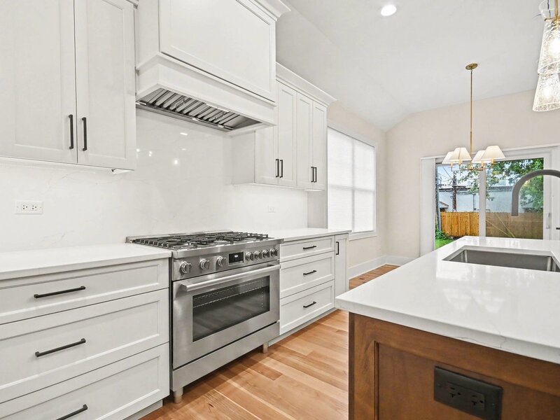 4119 N Lincoln Street Westmont IL 60559