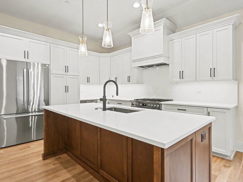 4119 N Lincoln Street Westmont IL 60559