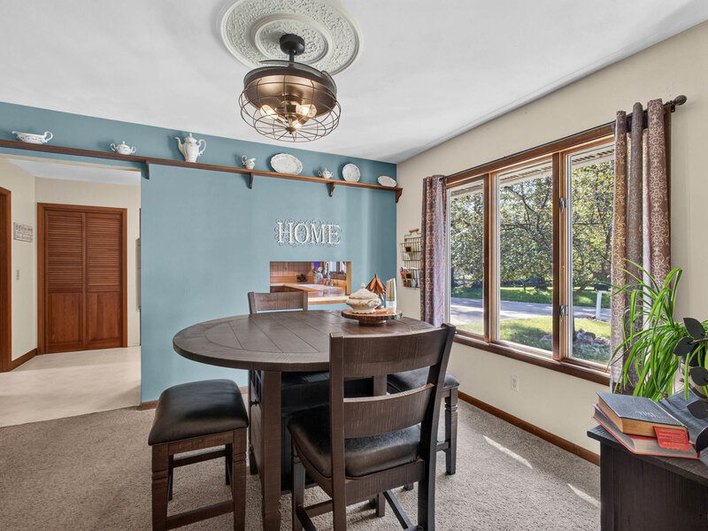 3818 Hobson Avenue Davenport IA 52802