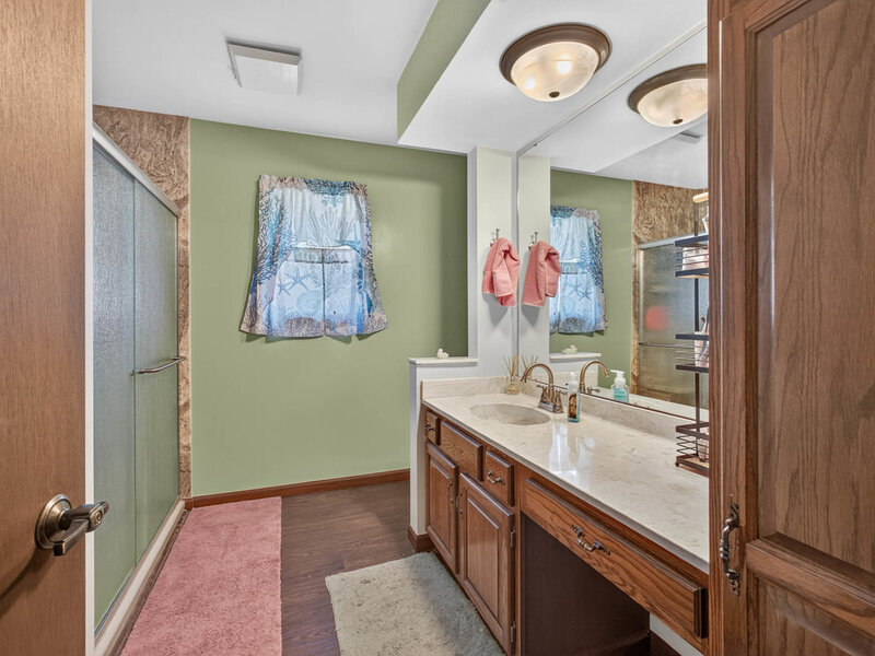 3818 Hobson Avenue Davenport IA 52802