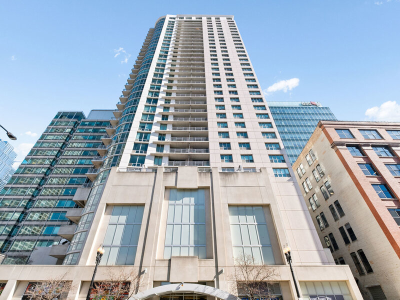 125 S Jefferson Street Chicago IL 60661