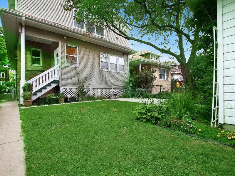 6525 N Washtenaw Avenue Chicago IL 60645
