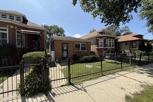 Photo of 1213 W 96th Street Chicago IL 60643
