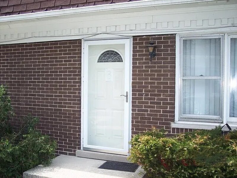 2628 Collins Street Blue Island IL 60406