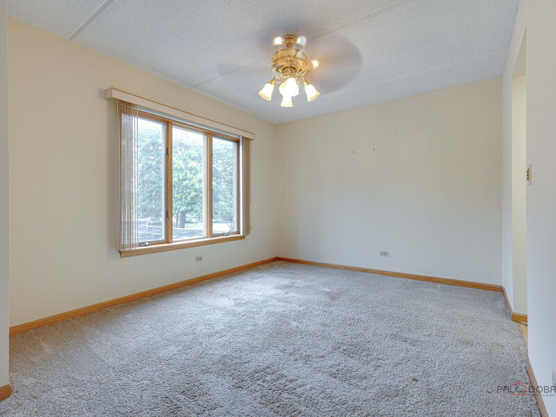 1470 Jefferson Street Des Plaines IL 60016