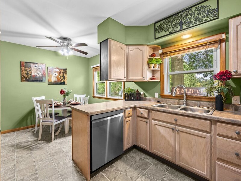 1531 29th Street Bettendorf IA 52722