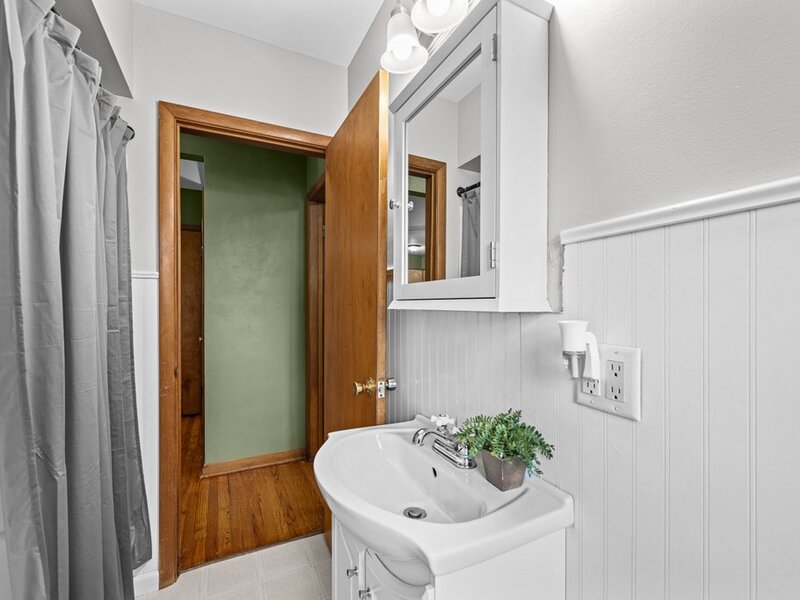 1531 29th Street Bettendorf IA 52722