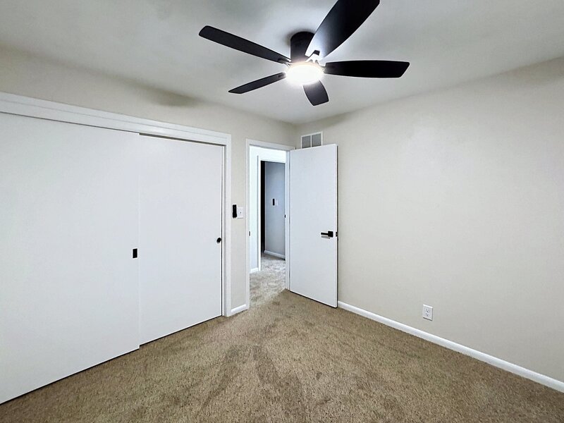 2438 3rd Street Moline IL 61265