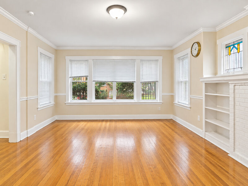 6249 N Fairfield Avenue Chicago IL 60659