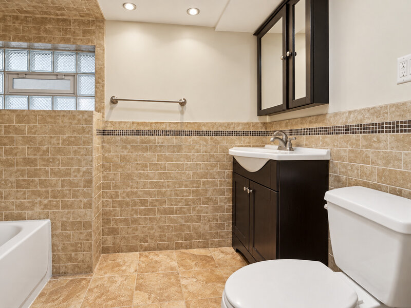 6249 N Fairfield Avenue Chicago IL 60659